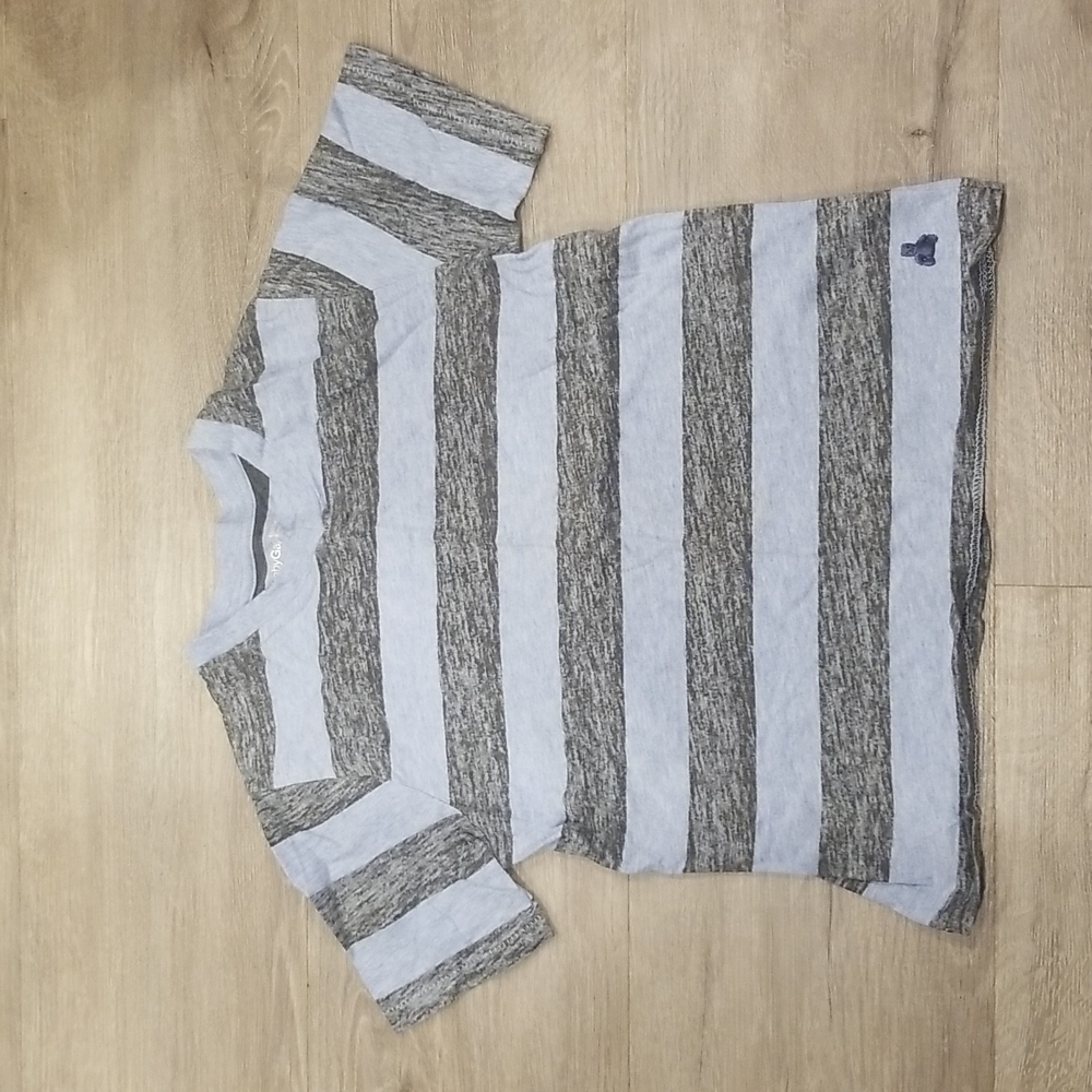BABY GAP short sleeve stripped Tshirt size 5T